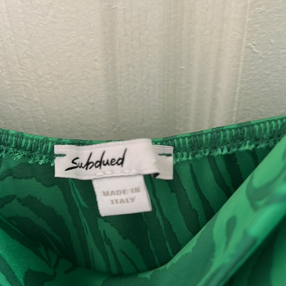 Dress - Picture 4 of 7